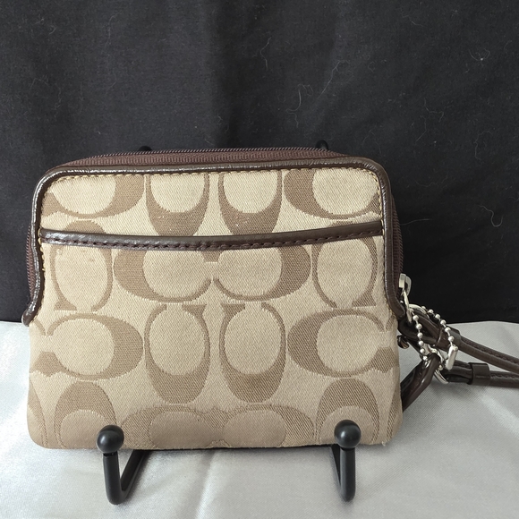 Coach Signature Cs Tan and Brown Signature Clutch - Picture 3 of 6
